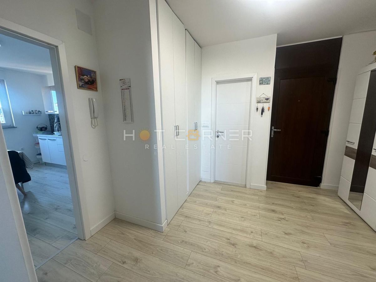 Veruda, obnovljeno toplo stanovanje, možnost kredita!