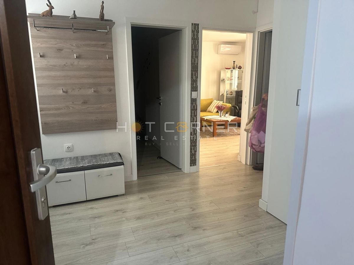 Veruda, obnovljeno toplo stanovanje, možnost kredita!