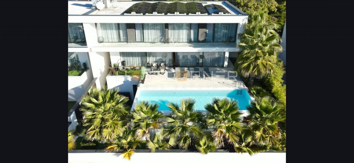 Taboo vila - Moderna eleganca in razkošno življenje