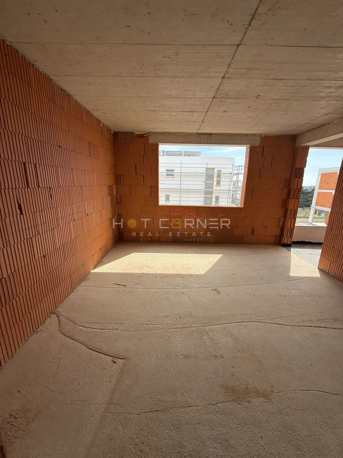 Medulin - moderen stan v novogradnji, 2 spalnici, velika terasa s pogledom na morje