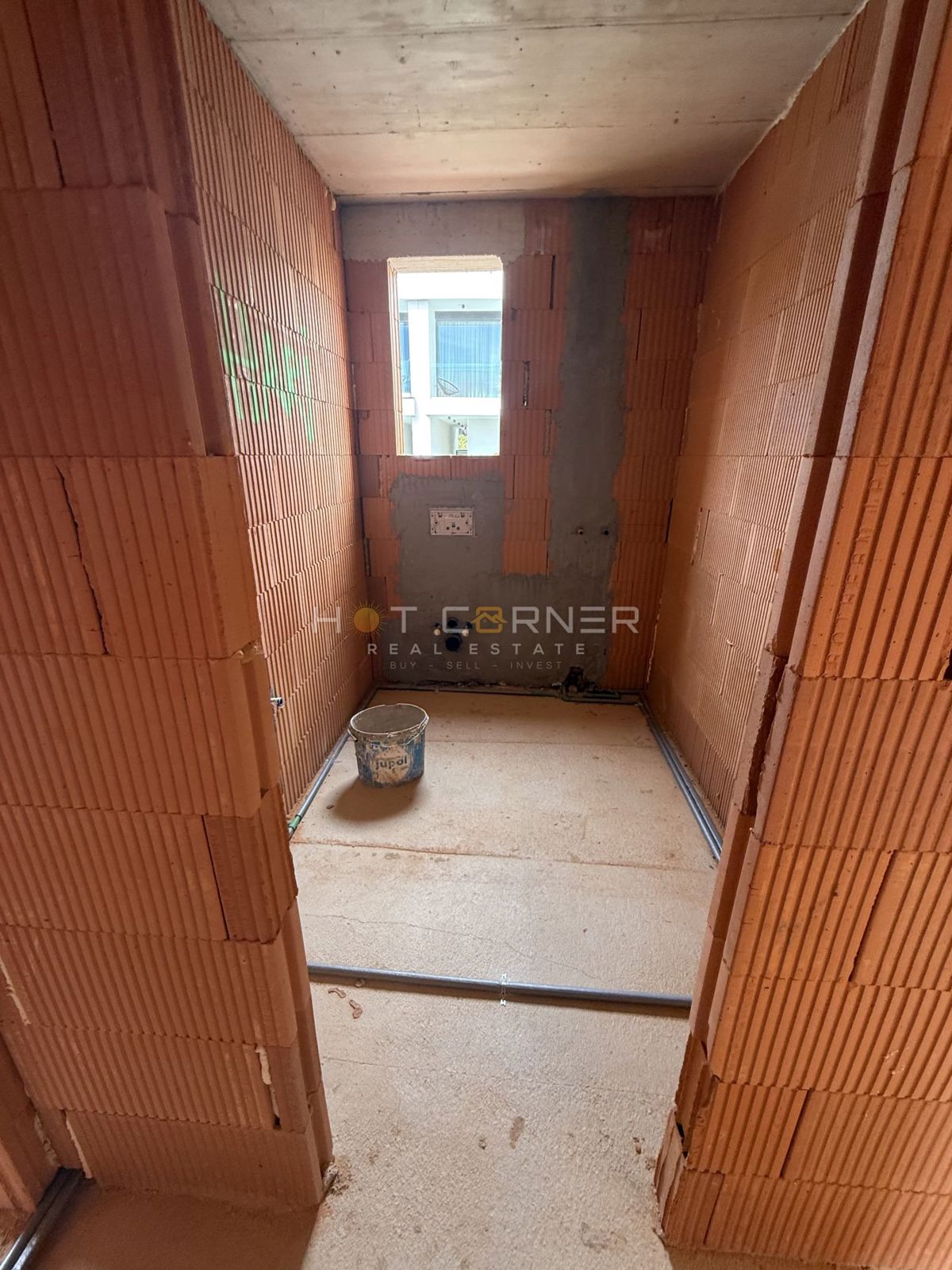 Medulin - moderen stan v novogradnji, 2 spalnici, velika terasa s pogledom na morje