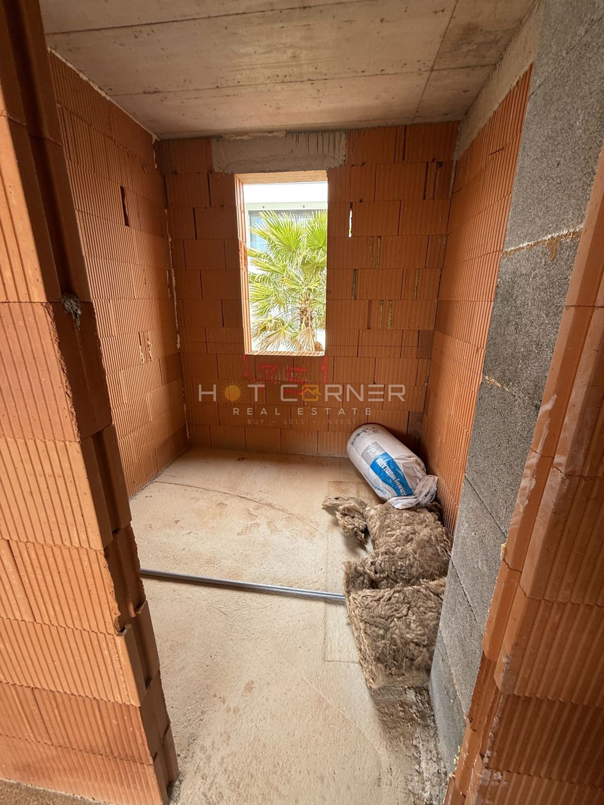 Medulin - moderen stan v novogradnji, 2 spalnici, velika terasa s pogledom na morje