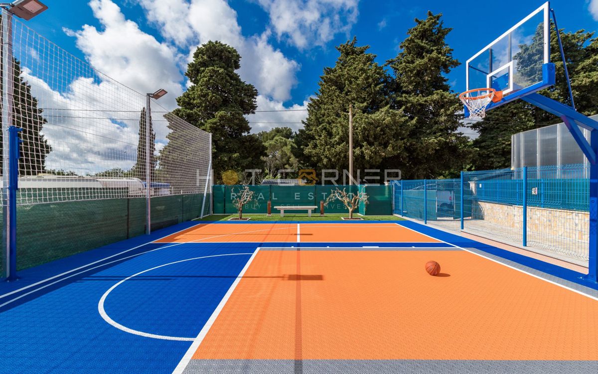 Hiša Valtura, Ližnjan, 600m2