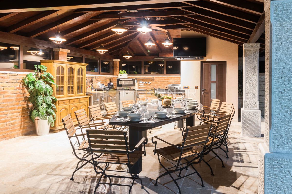 Hiša Valtura, Ližnjan, 600m2