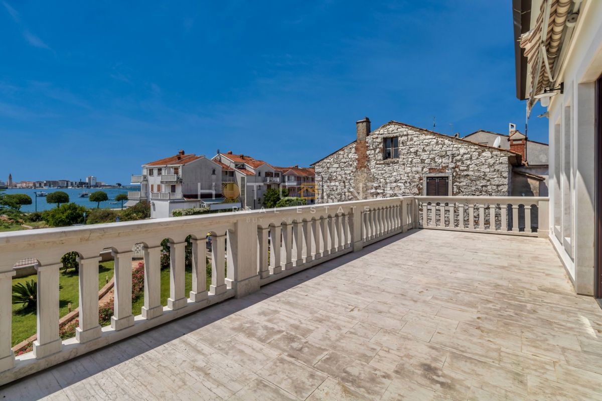 Villa ob morju v Umagu