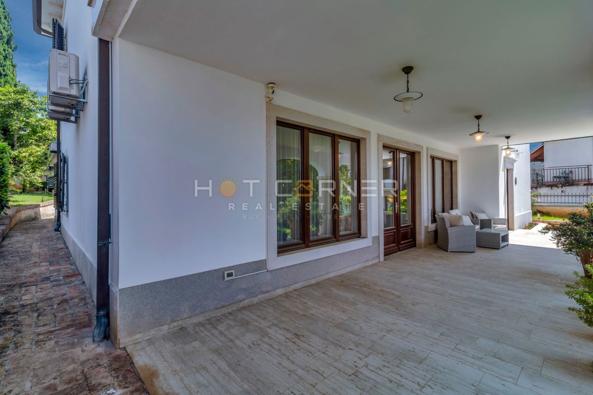 Villa ob morju v Umagu