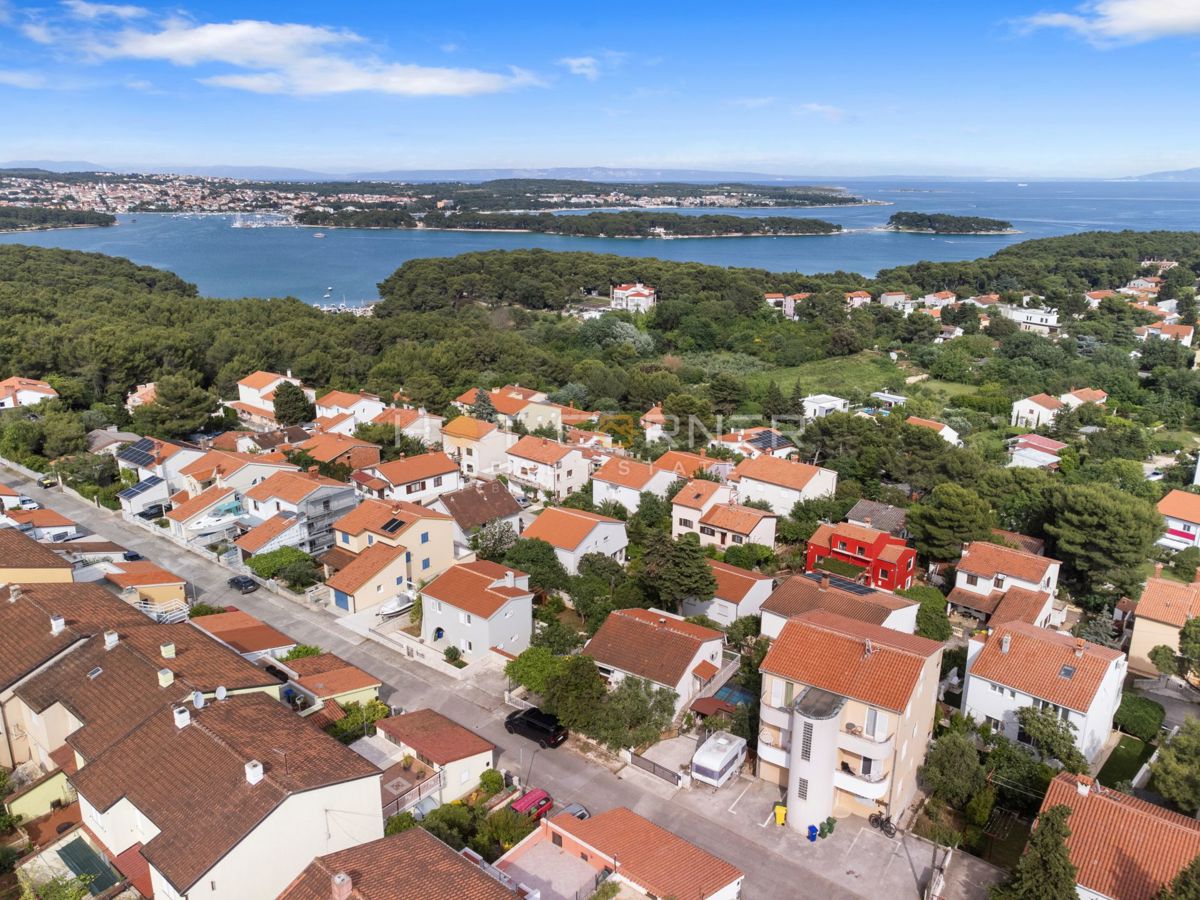 Pravljična hiša s panoramskim pogledom na morje