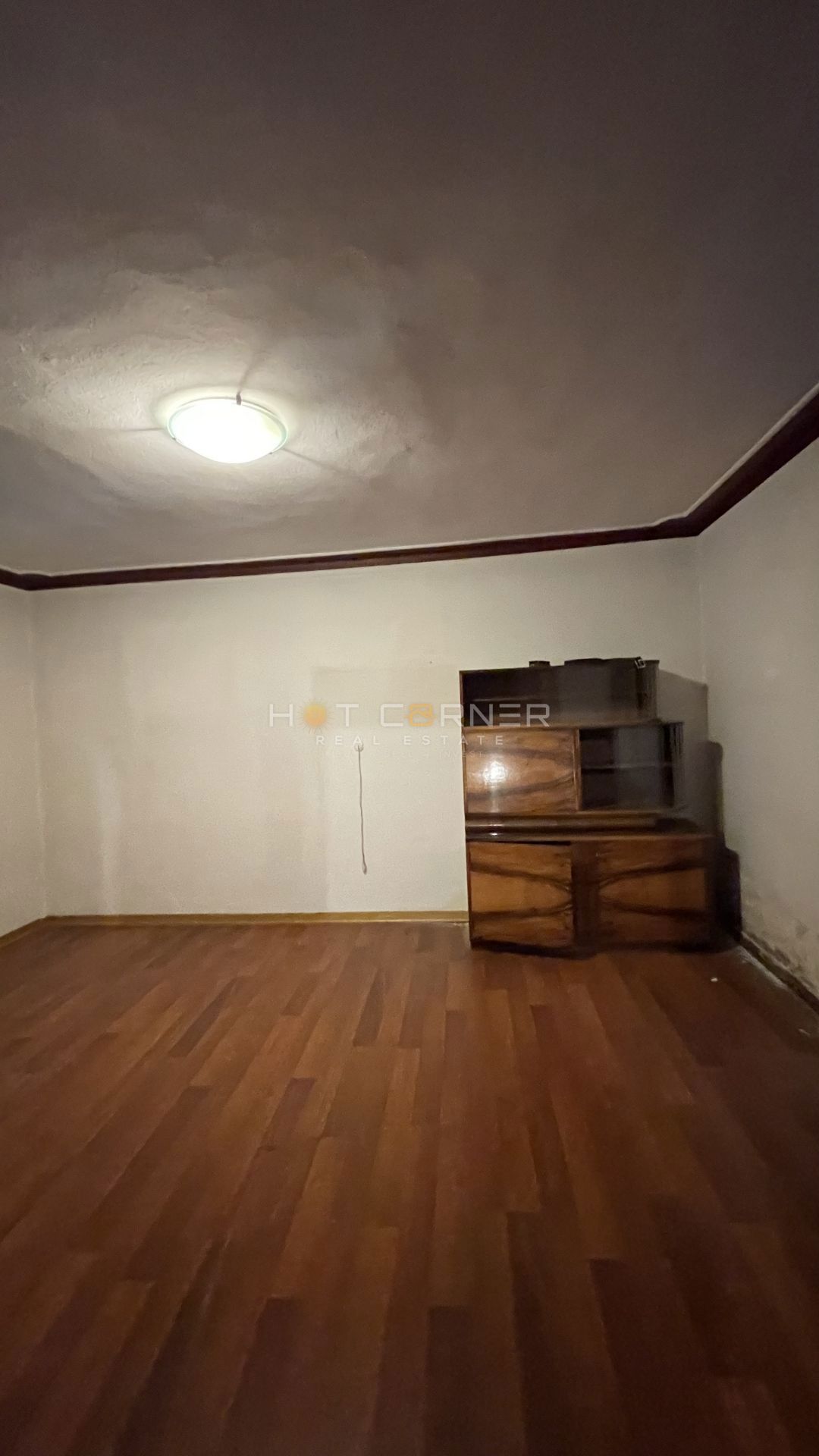 Gradbena parcela 1355m2 z objektom 206m2