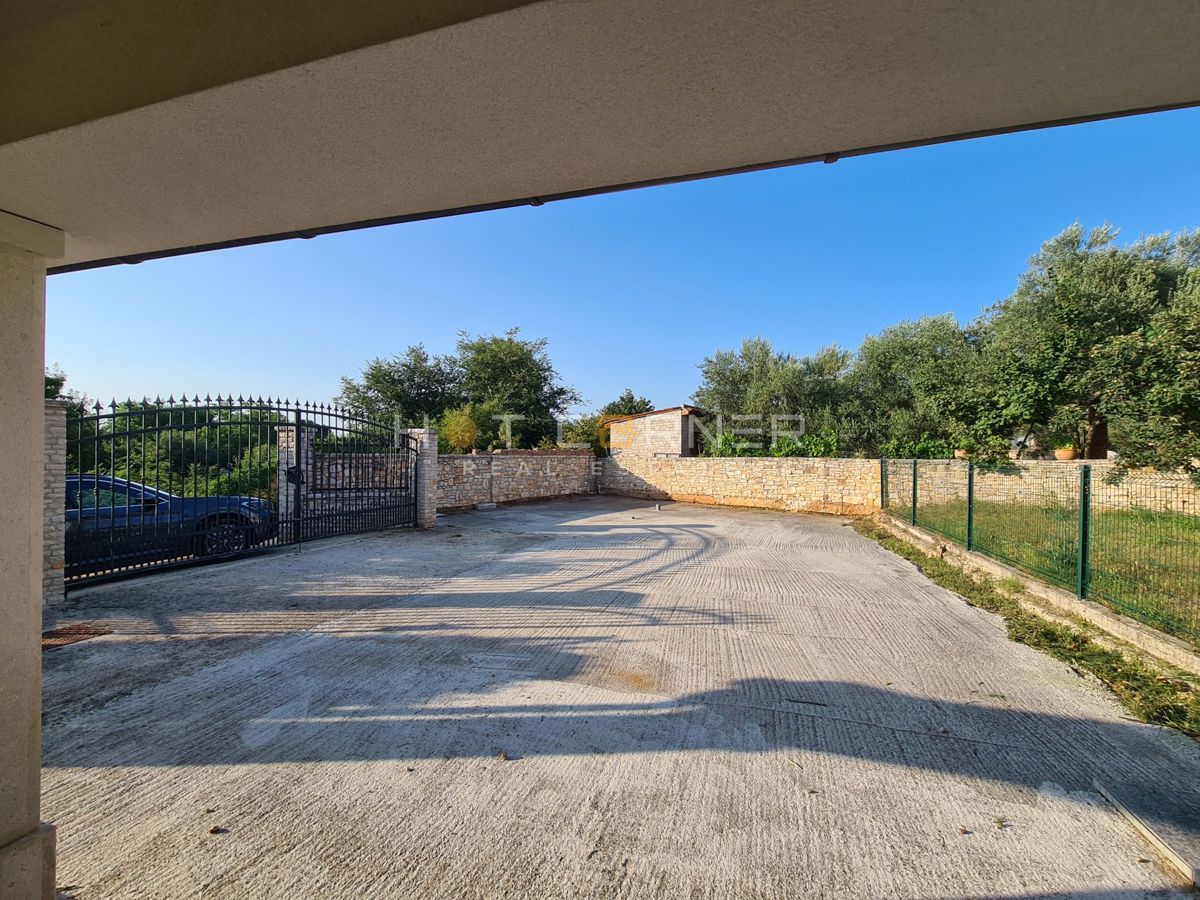 Hiša Vodnjan, 250m2