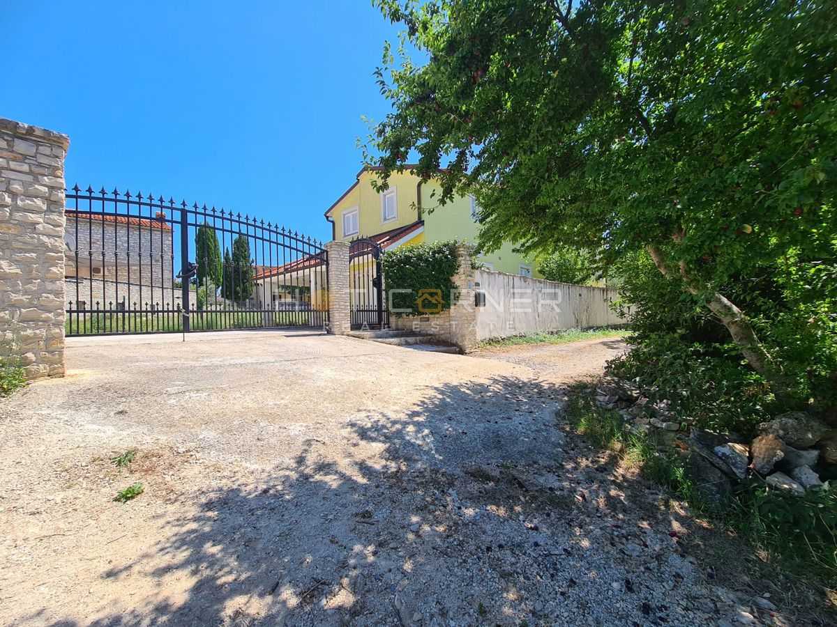 Hiša Vodnjan, 250m2