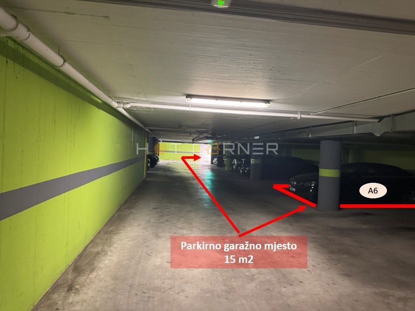 Pulj, strogo središče, trisobno stanovanje v moderni stavbi, garaža