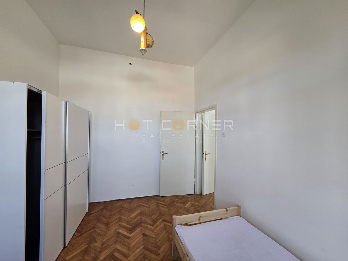 Stanovanje Centar, Pula, 67m2