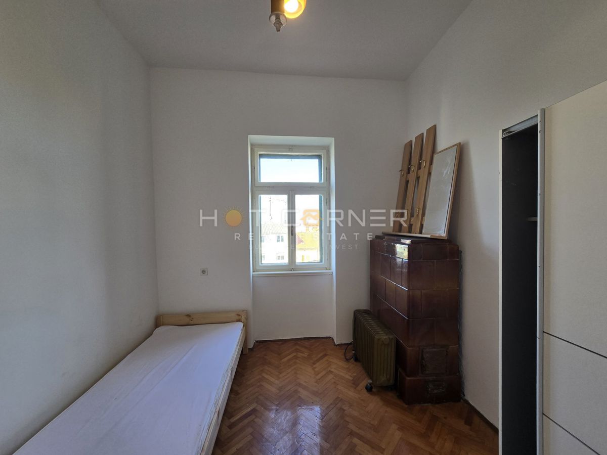 Stanovanje Centar, Pula, 67m2