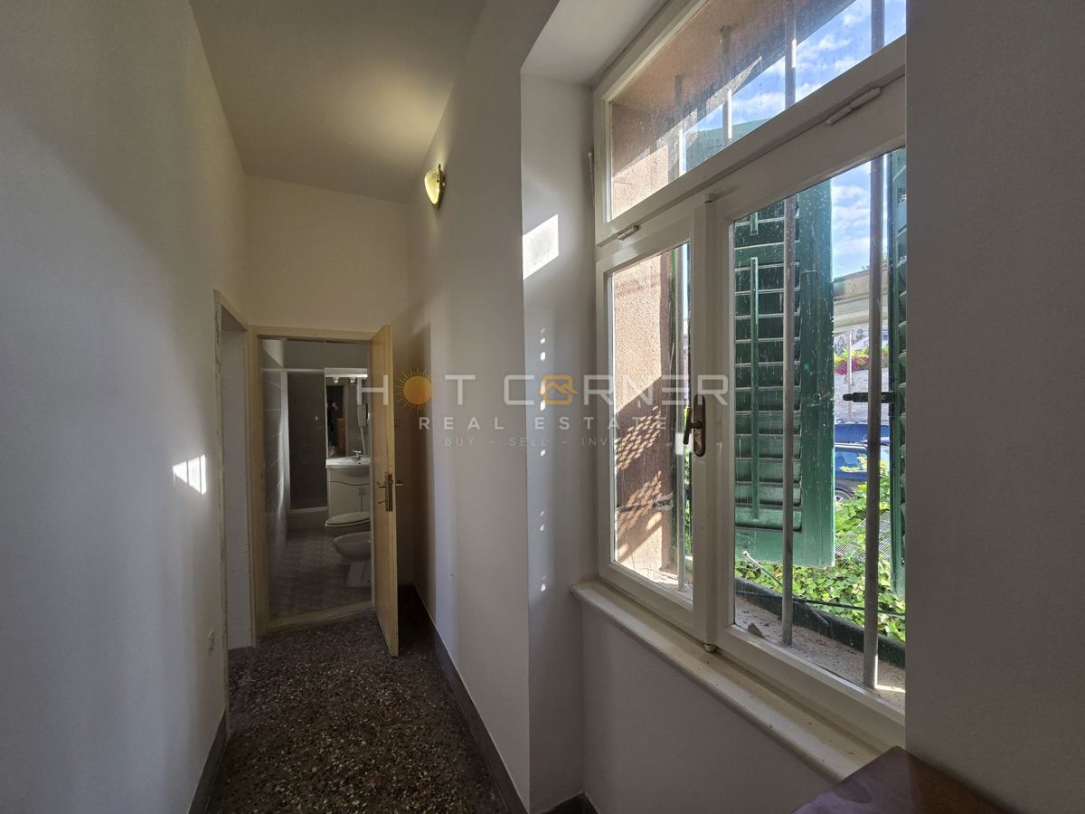 Stanovanje Centar, Pula, 67m2