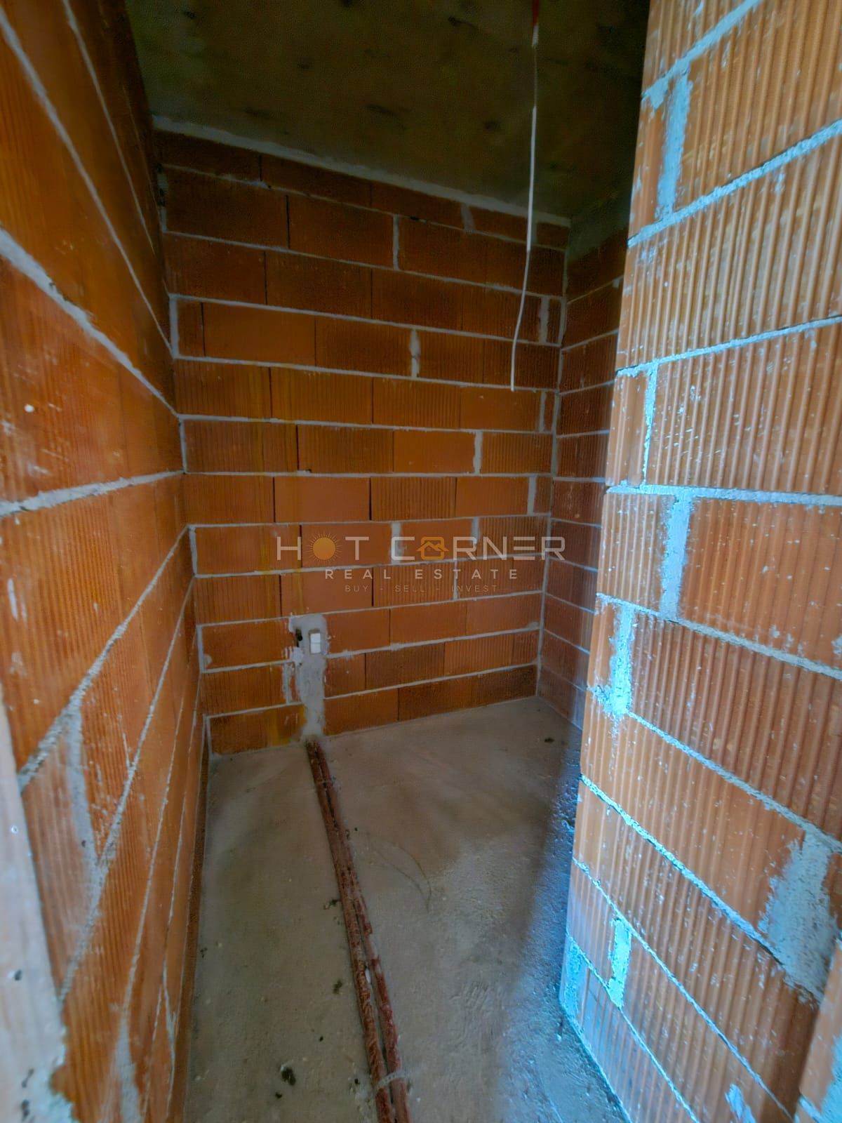 Investicijska priložnost: dve hiši z bazenoma blizu Rovinja  