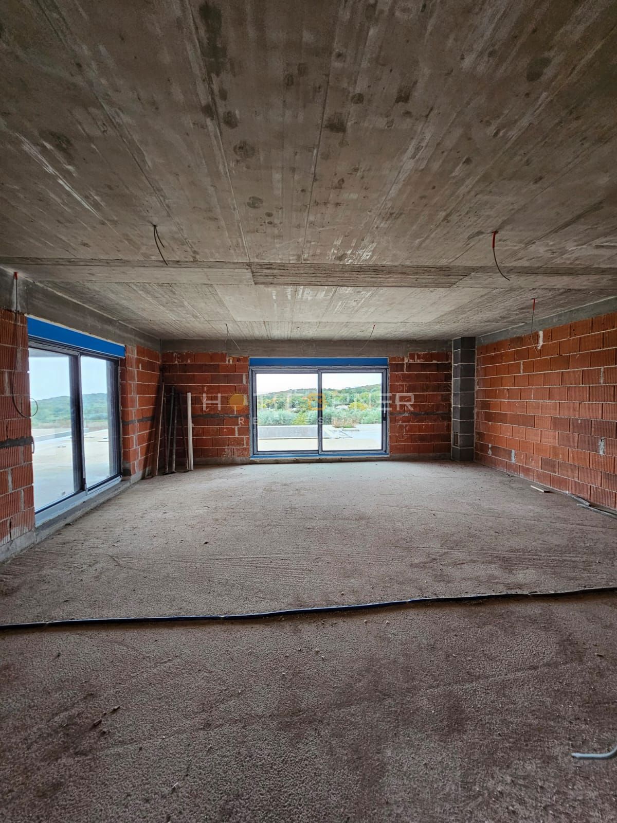 Investicijska priložnost: dve hiši z bazenoma blizu Rovinja  