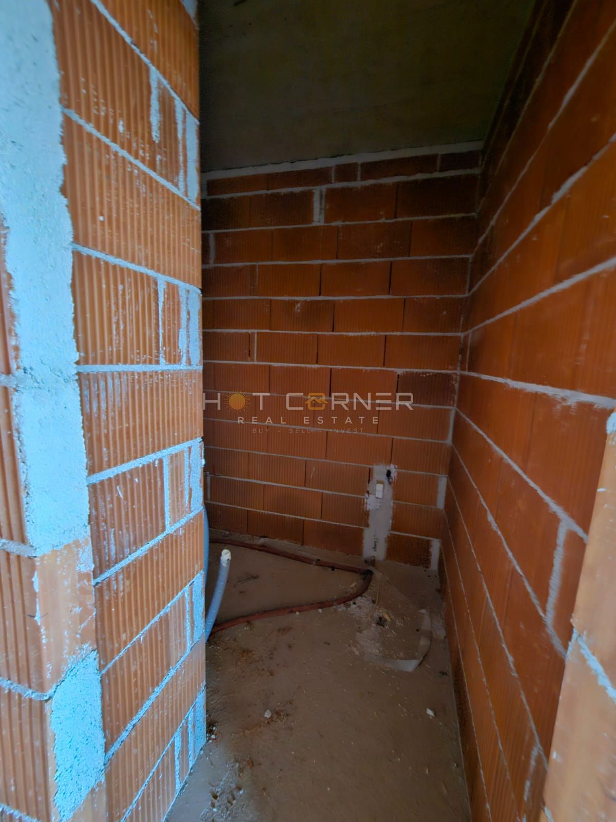 Investicijska priložnost: dve hiši z bazenoma blizu Rovinja  