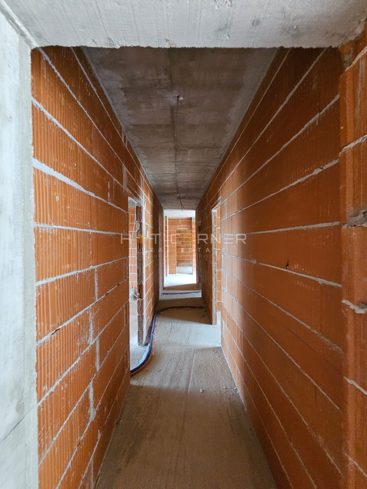 Investicijska priložnost: dve hiši z bazenoma blizu Rovinja  