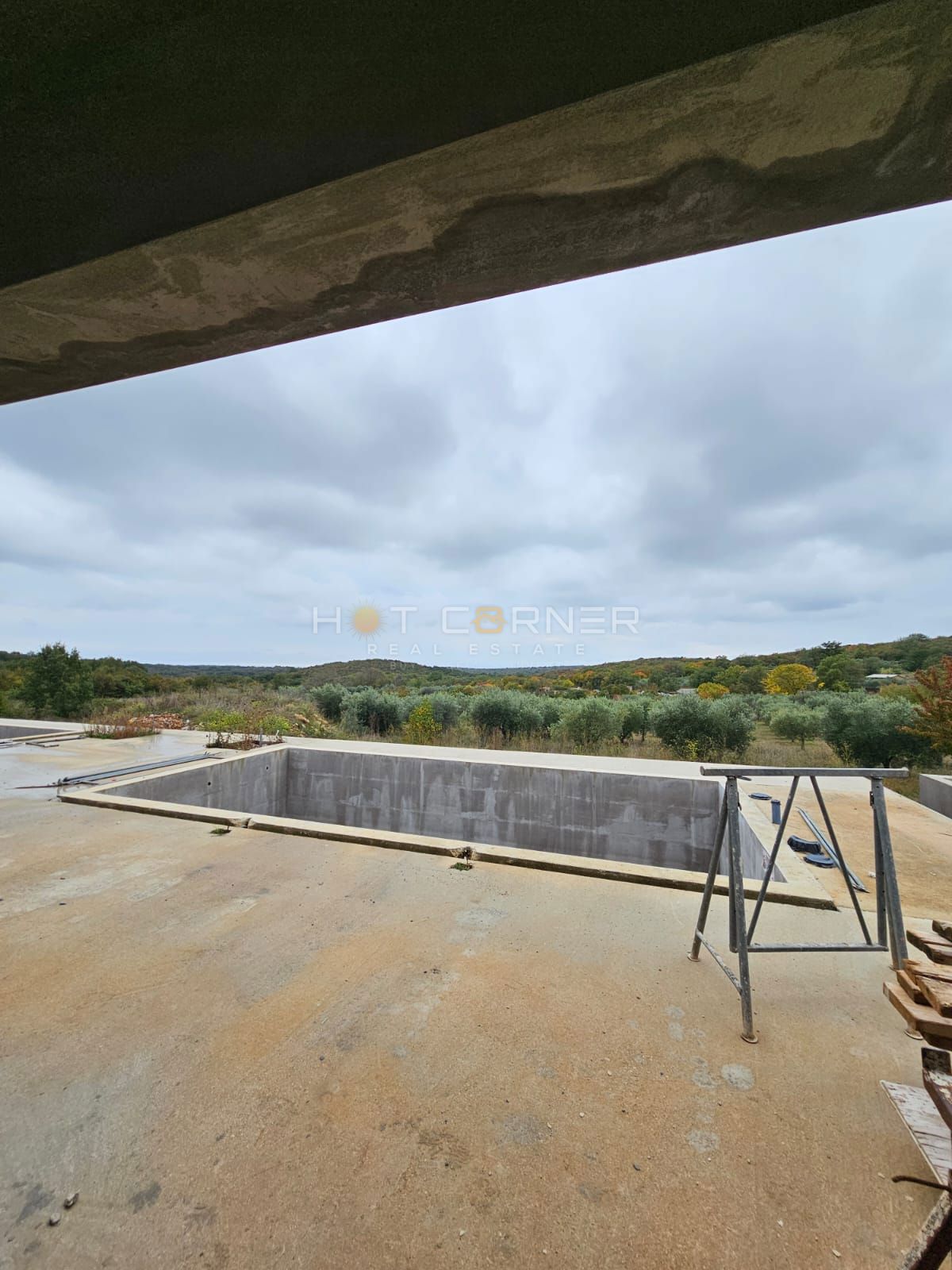 Investicijska priložnost: dve hiši z bazenoma blizu Rovinja  