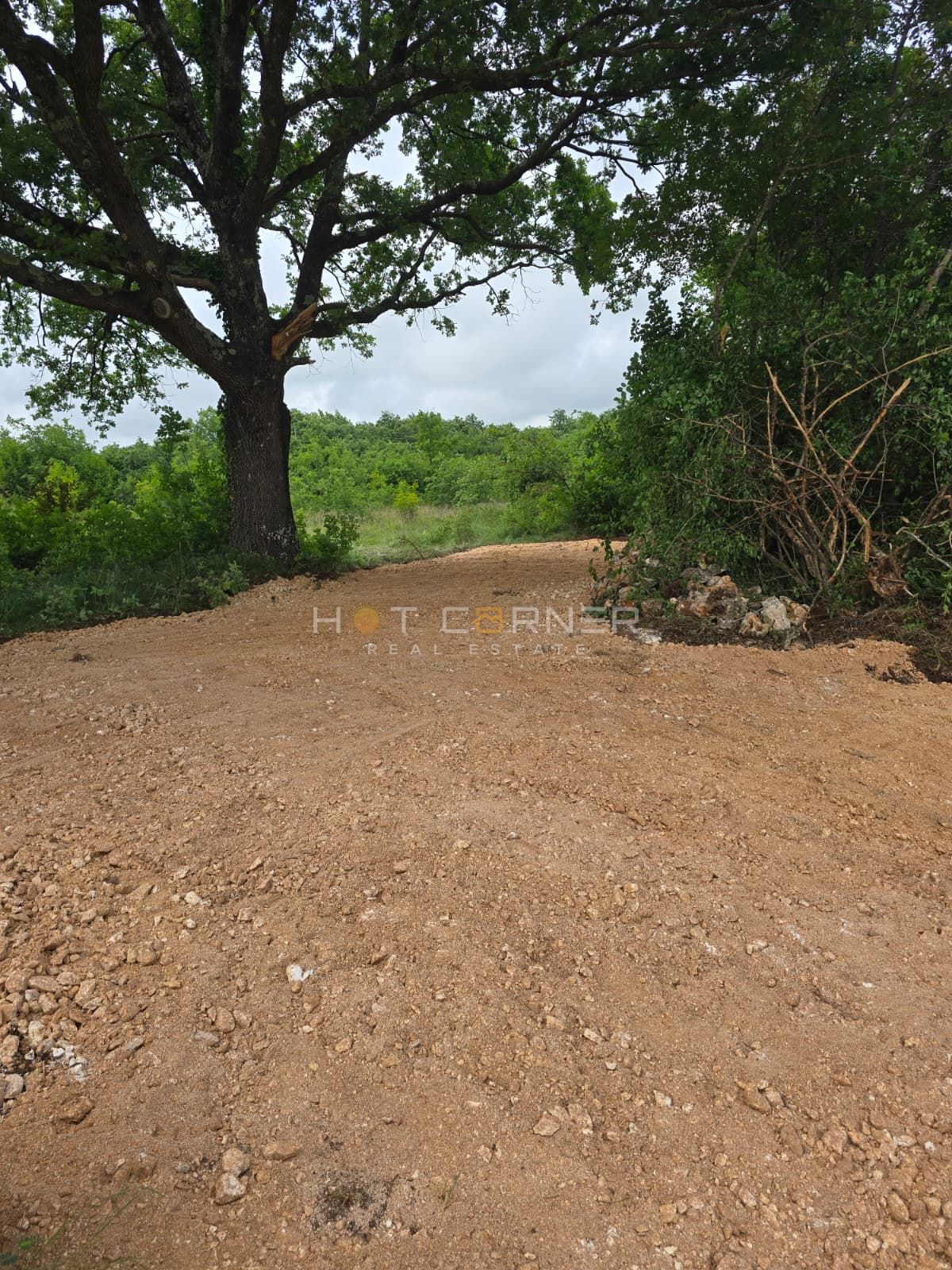 Zemljišče Fažana, 2.400m2