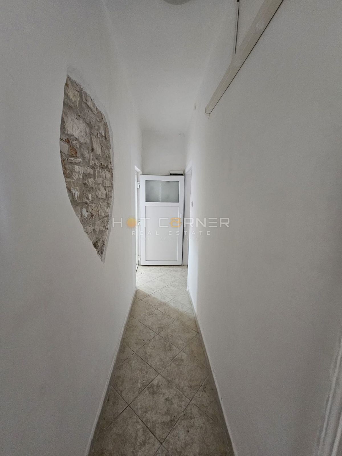 Avstro-ogrski šarm v starem Pulju – 75 m², 3. nadstropje