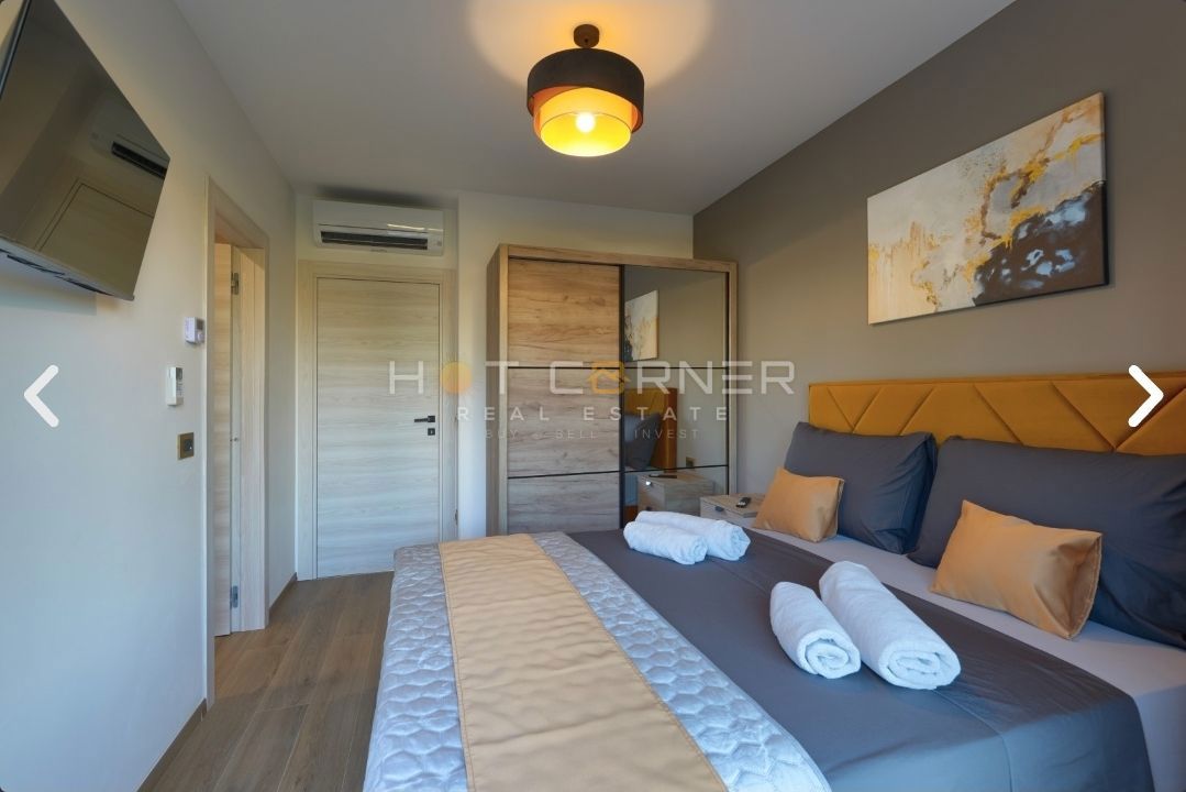 Razkošna vila z turističnim prihodom, Marčana