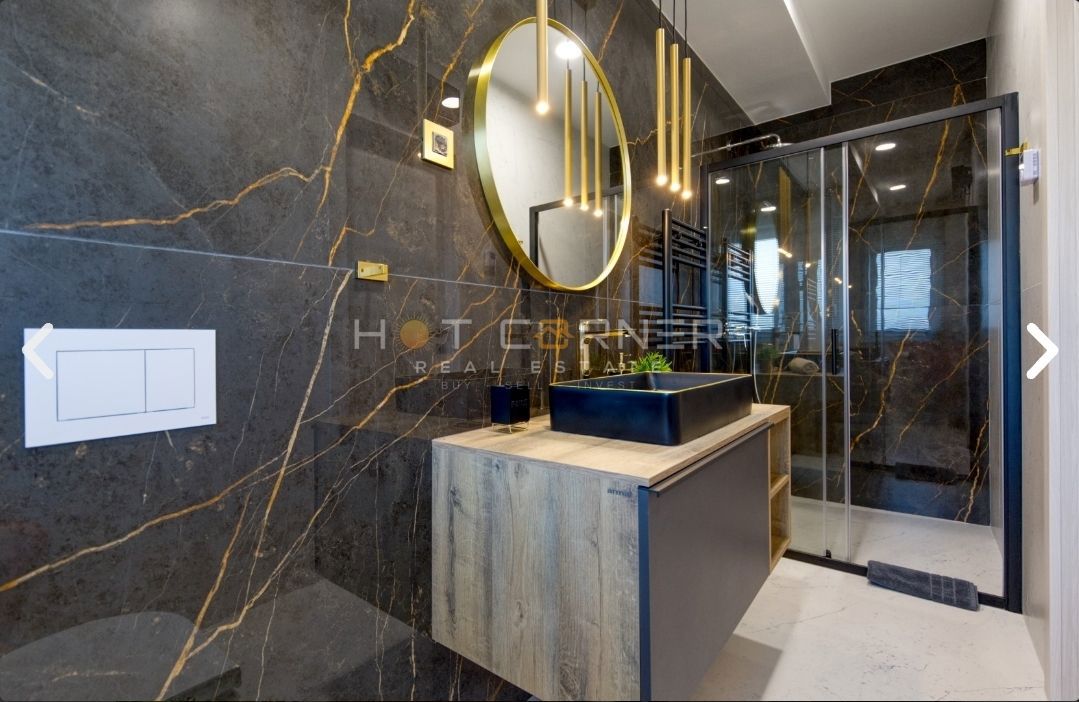 Razkošna vila z turističnim prihodom, Marčana