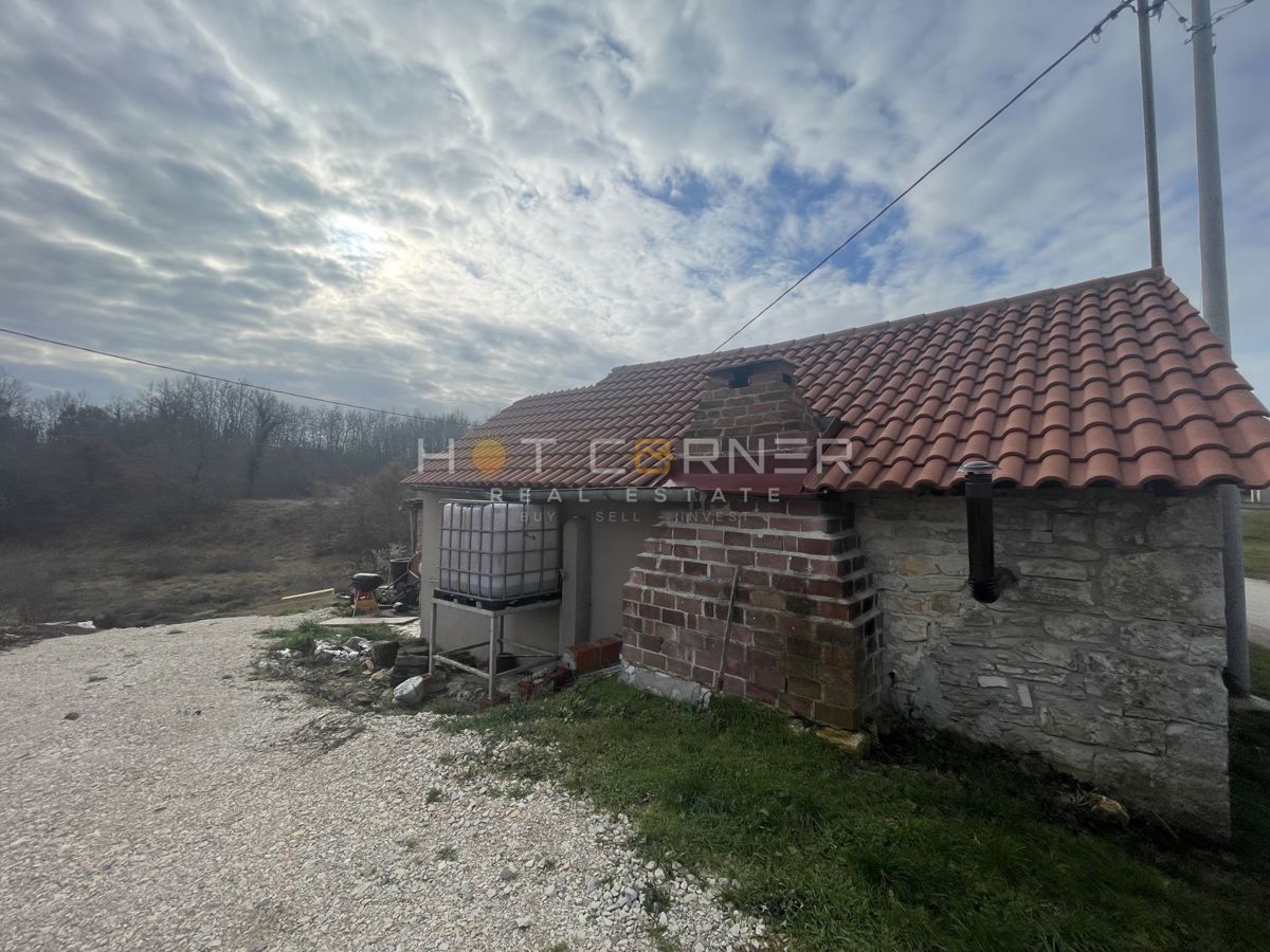 Zemljišče Štokovci, Svetvinčenat, 1.200m2