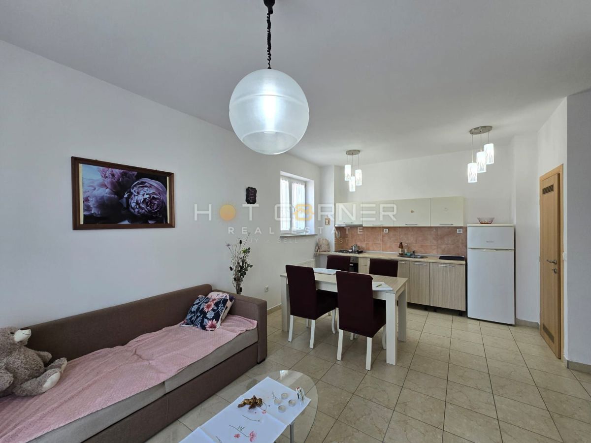 Stanovanje Valdebek, Pula, 62m2