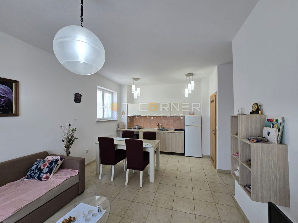Stanovanje Valdebek, Pula, 62m2