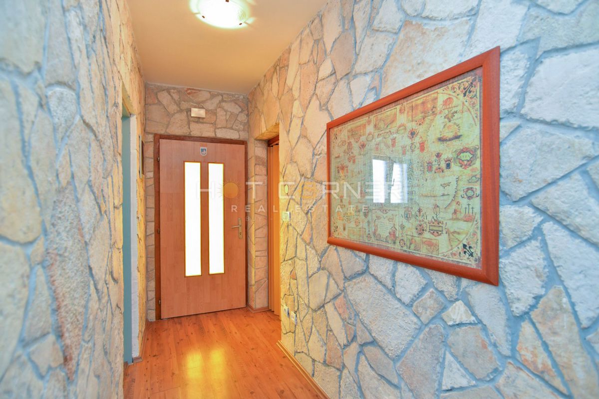 Hiša Peroj, Vodnjan, 190m2