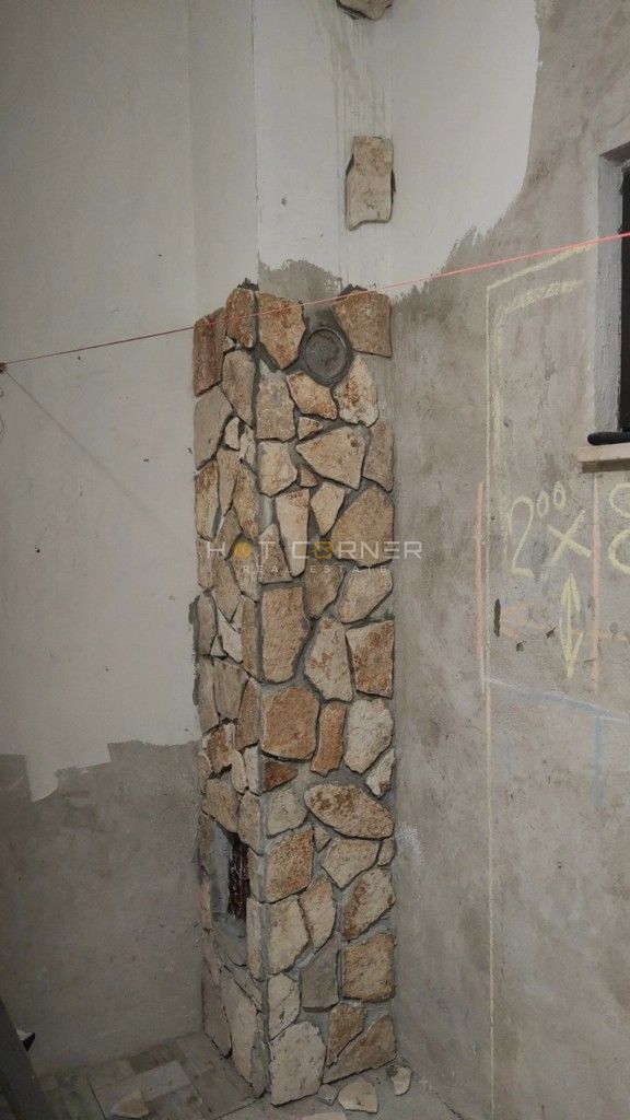 PRILOŽNOST! Legalizirana počitniška hiša na 1300 m² zemljišča v naravni oazi, 1,5 km od morja