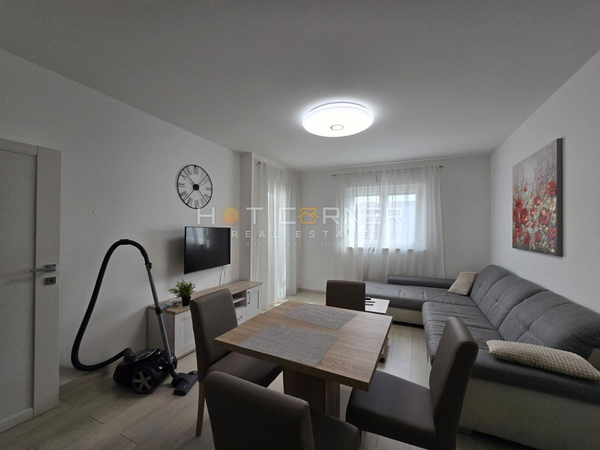 Stanovanje Centar, Pula, 60m2