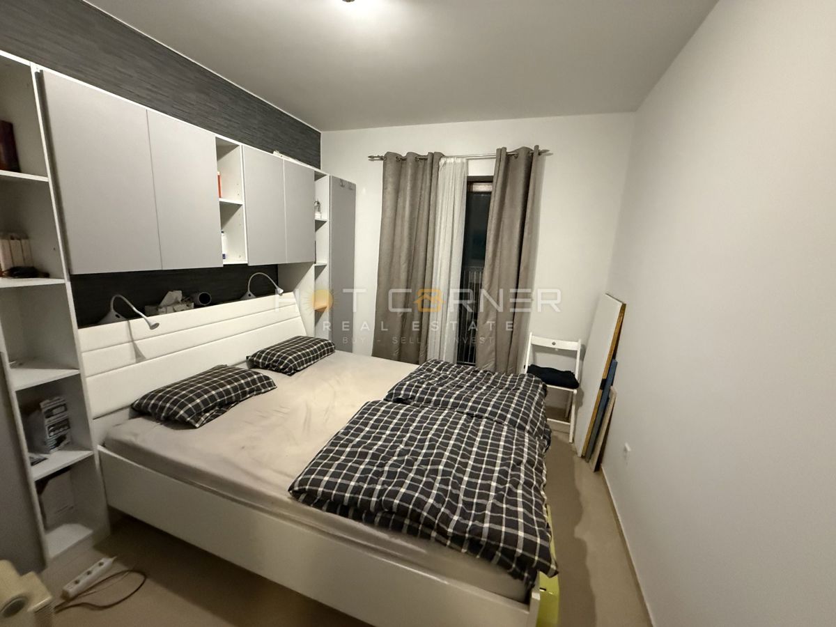 Luksuzno stanovanje z jacuzzijem, 5 minut od plaže