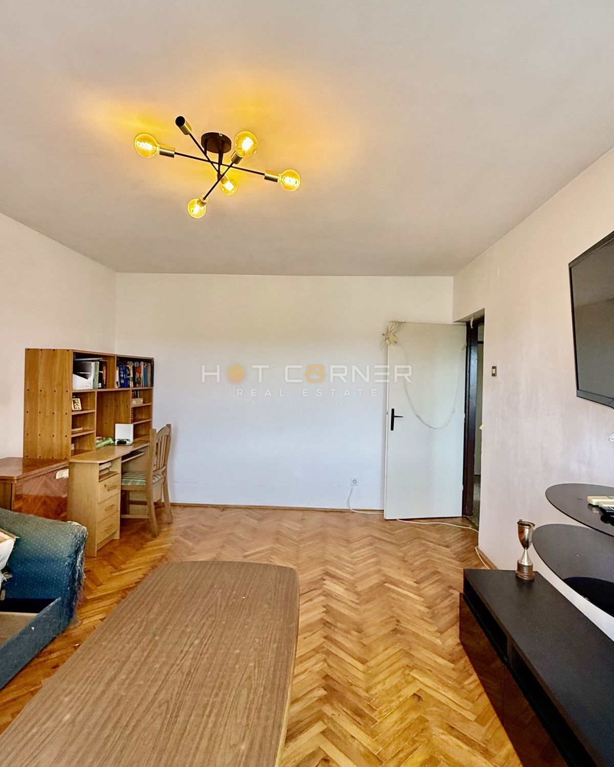 Stanovanje za prenovo v centru Pule – 56 m²