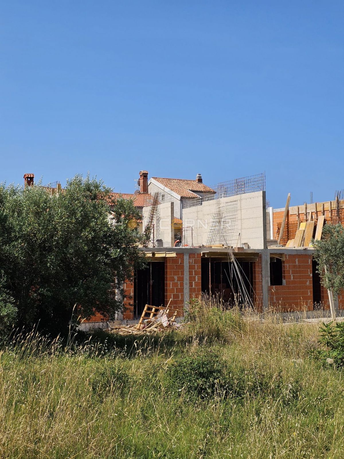 Stanovanje z vrtom v novogradnji – Štinjan, 59,45 m² + vrt 77 m² – 1300 m od morja!