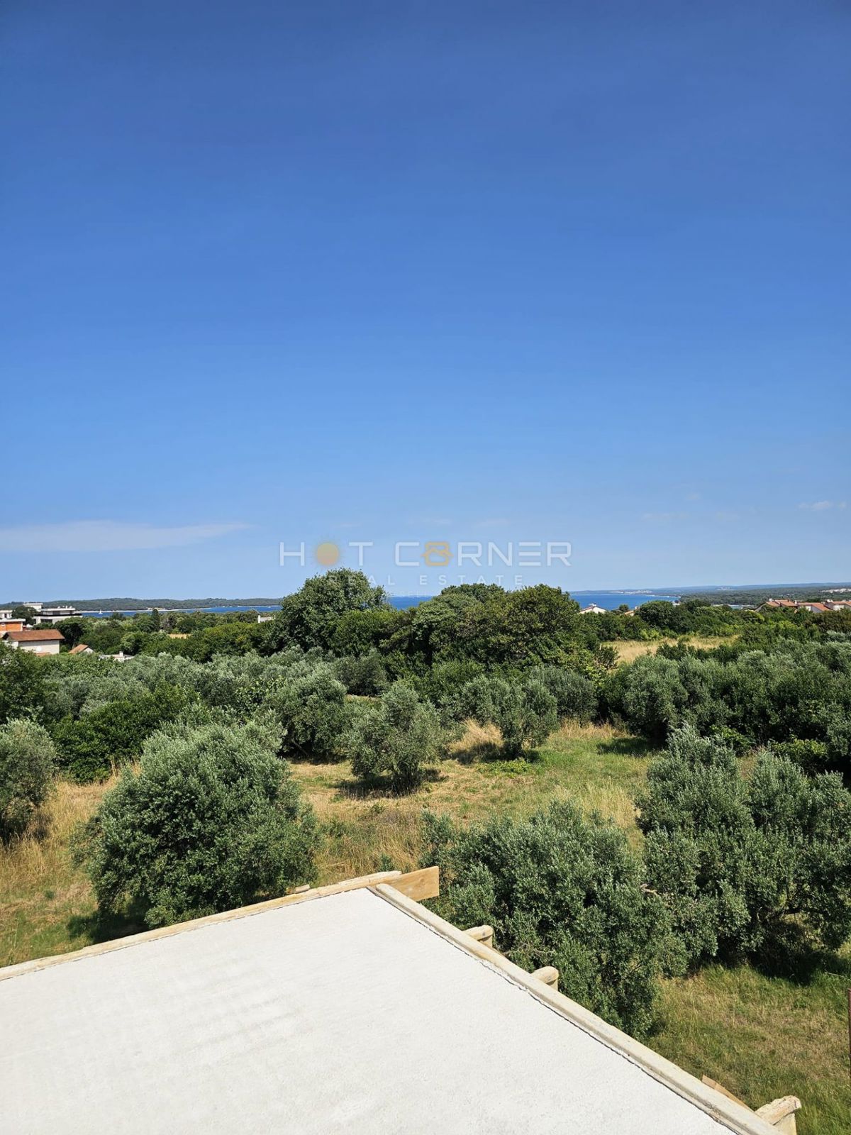 Stanovanje z vrtom v novogradnji – Štinjan, 59,45 m² + vrt 77 m² – 1300 m od morja!