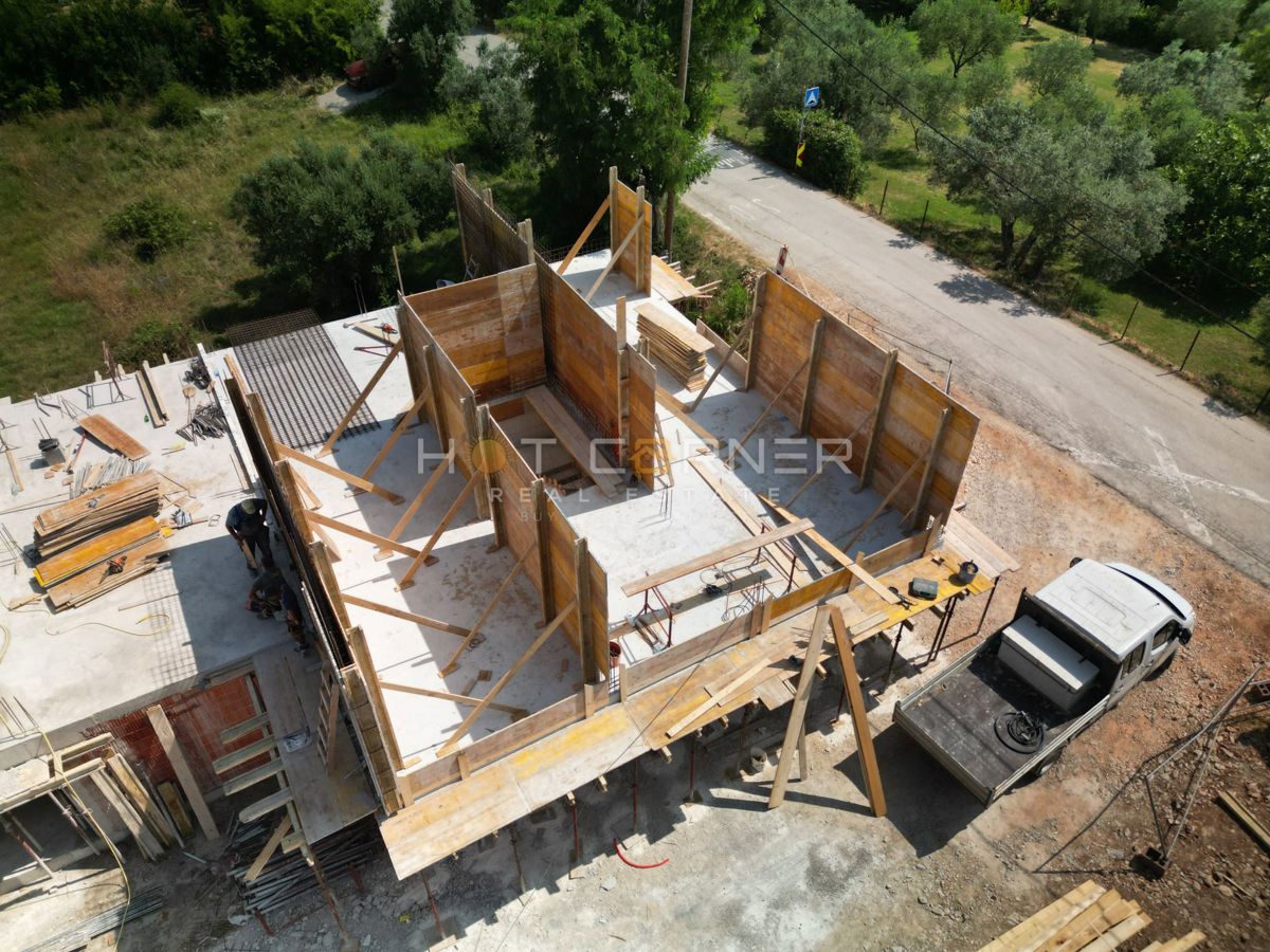 Stanovanje z vrtom v novogradnji – Štinjan, 59,45 m² + vrt 77 m² – 1300 m od morja!