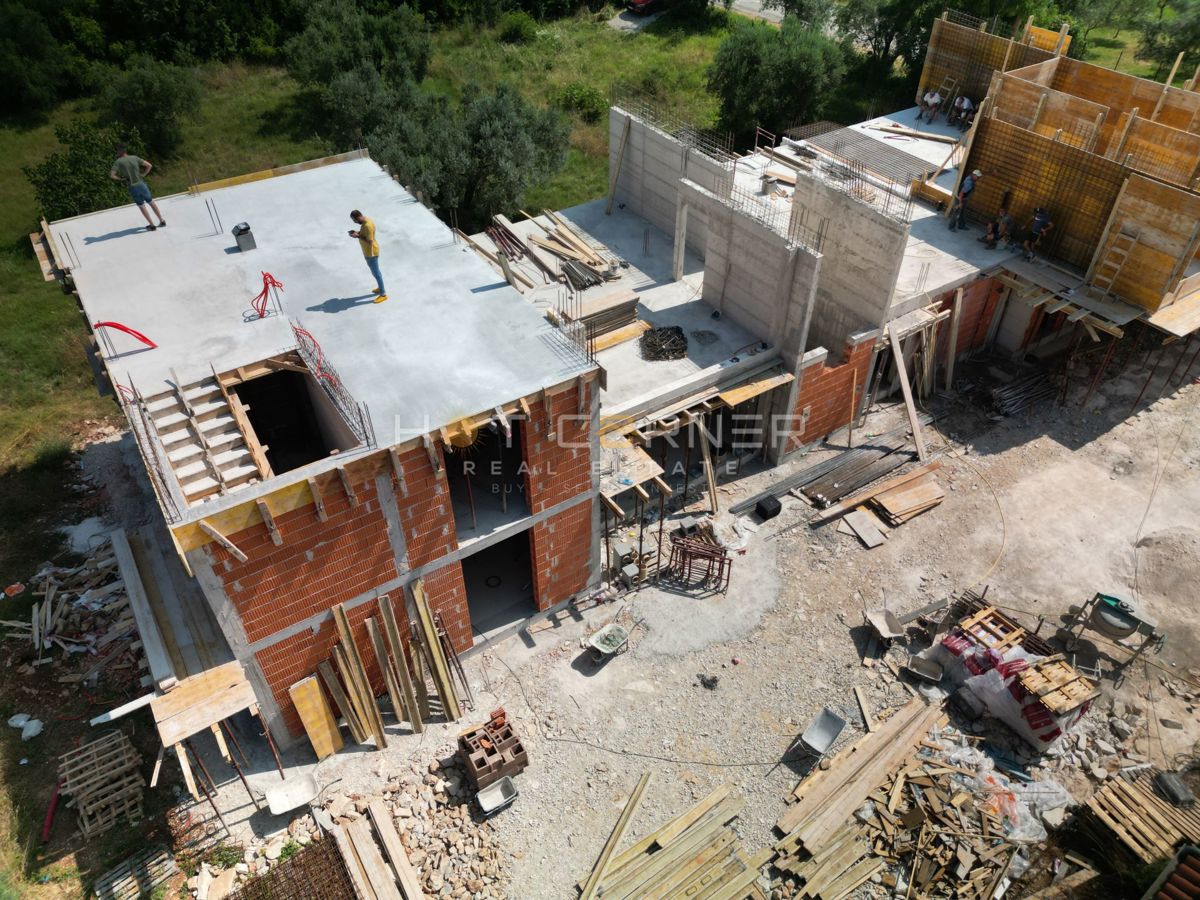 Stanovanje z vrtom v novogradnji – Štinjan, 59,45 m² + vrt 77 m² – 1300 m od morja!