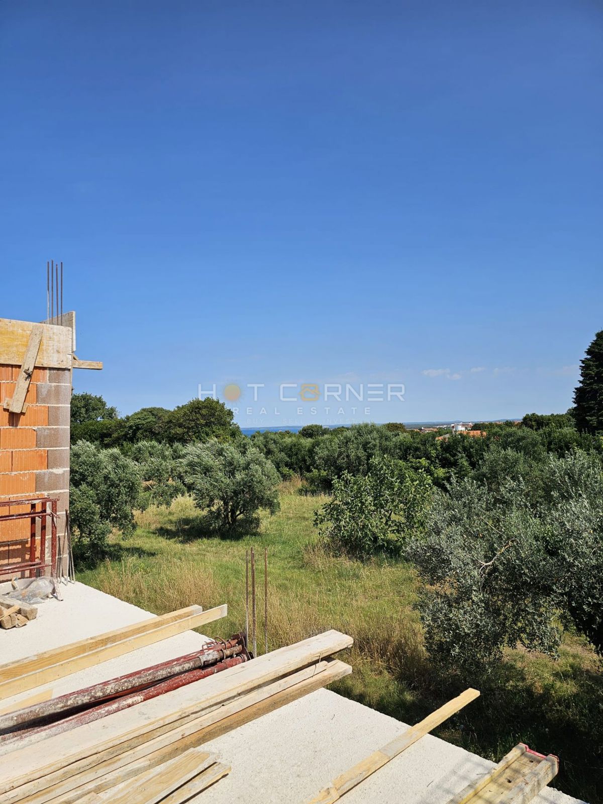 Stanovanje z vrtom v novogradnji – Štinjan, 59,45 m² + vrt 77 m² – 1300 m od morja!