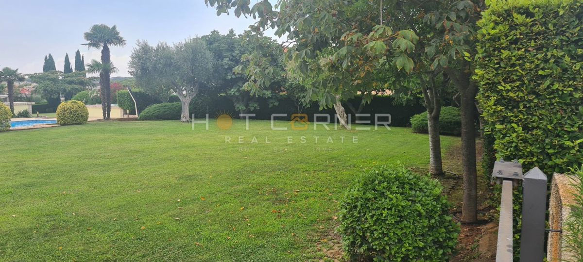 Gradbeno zemljišče Pomer, Medulin, 900m2