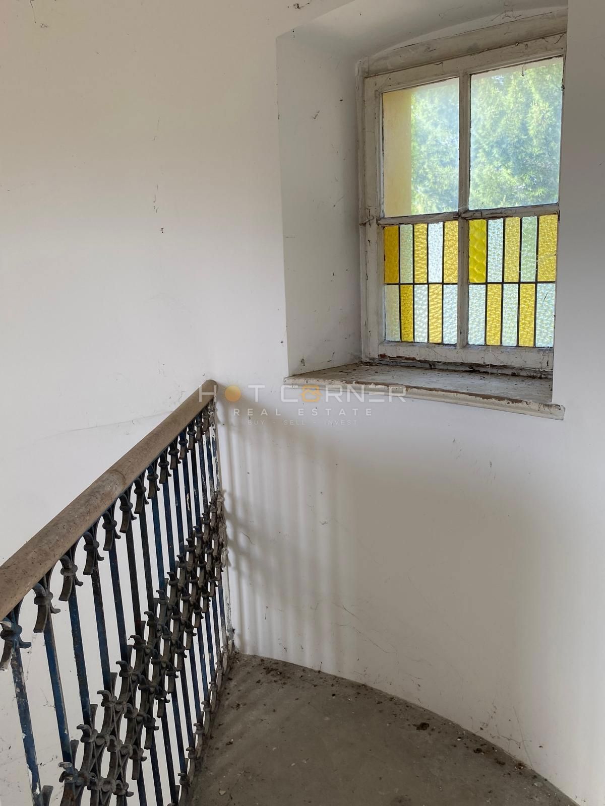 Pulj, avstro-ogrska vila na vrhunski lokaciji, idealna za butični hotel ali luksuzno družinsko vilo