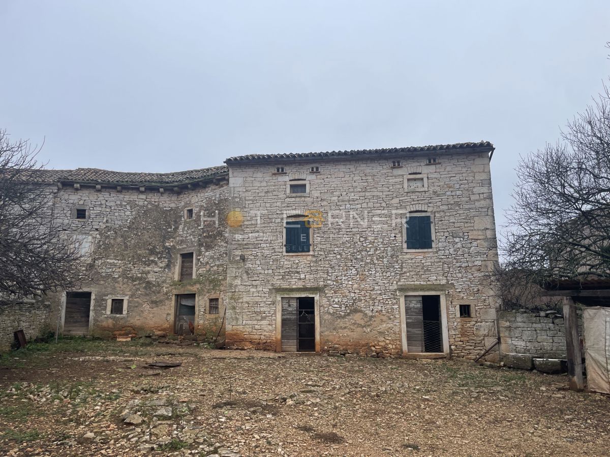 Hiša Svetvinčenat, 220m2