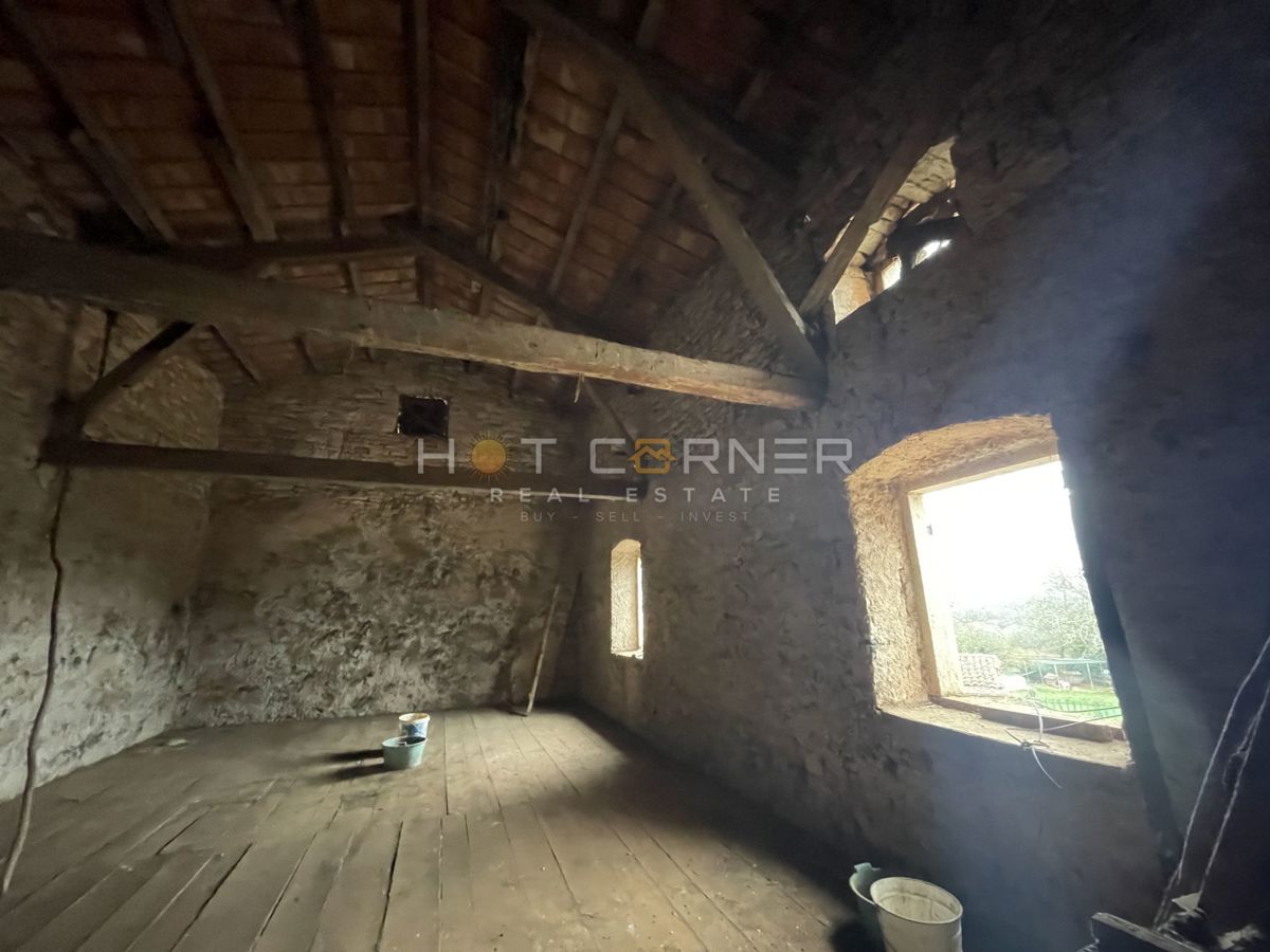 Hiša Svetvinčenat, 220m2