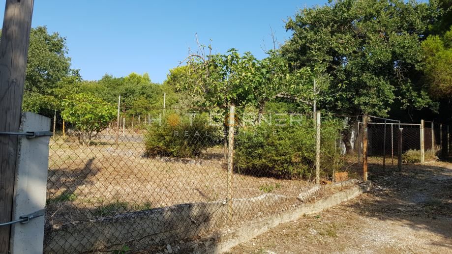 Vintijan, Pješčana Uvala, čudovito urejena kmetijska parcela, 2 km od morja