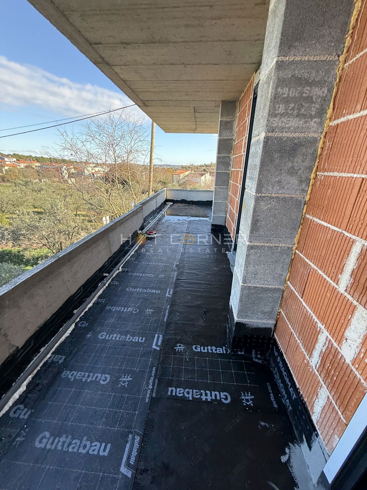 Štinjan, penthouse, 3 spalnice, velika terasa, pogled na morje, 3 minute vožnje od plaže Puntižela!