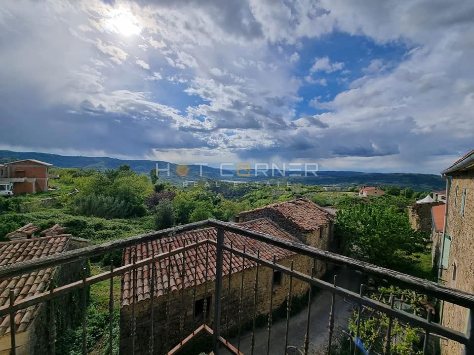 Hiša Grimalda, Cerovlje, 120m2
