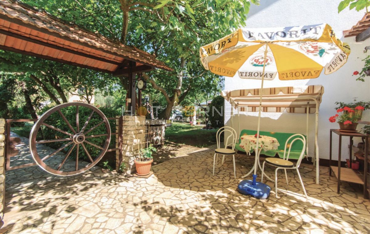 Очаровательный Каменный Дом, Шишан, 1500 м² Участка, Истринская Таверна
