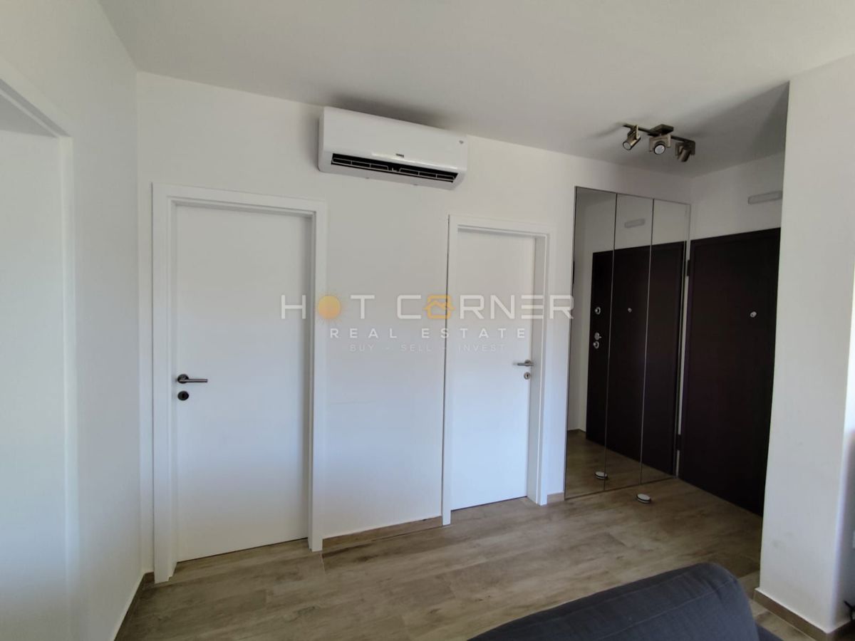 Valdebek, nov sodoben apartma, opremljeno, 1. nadstropje, 2 spalnici, UPORABNO DOVOLJENJE