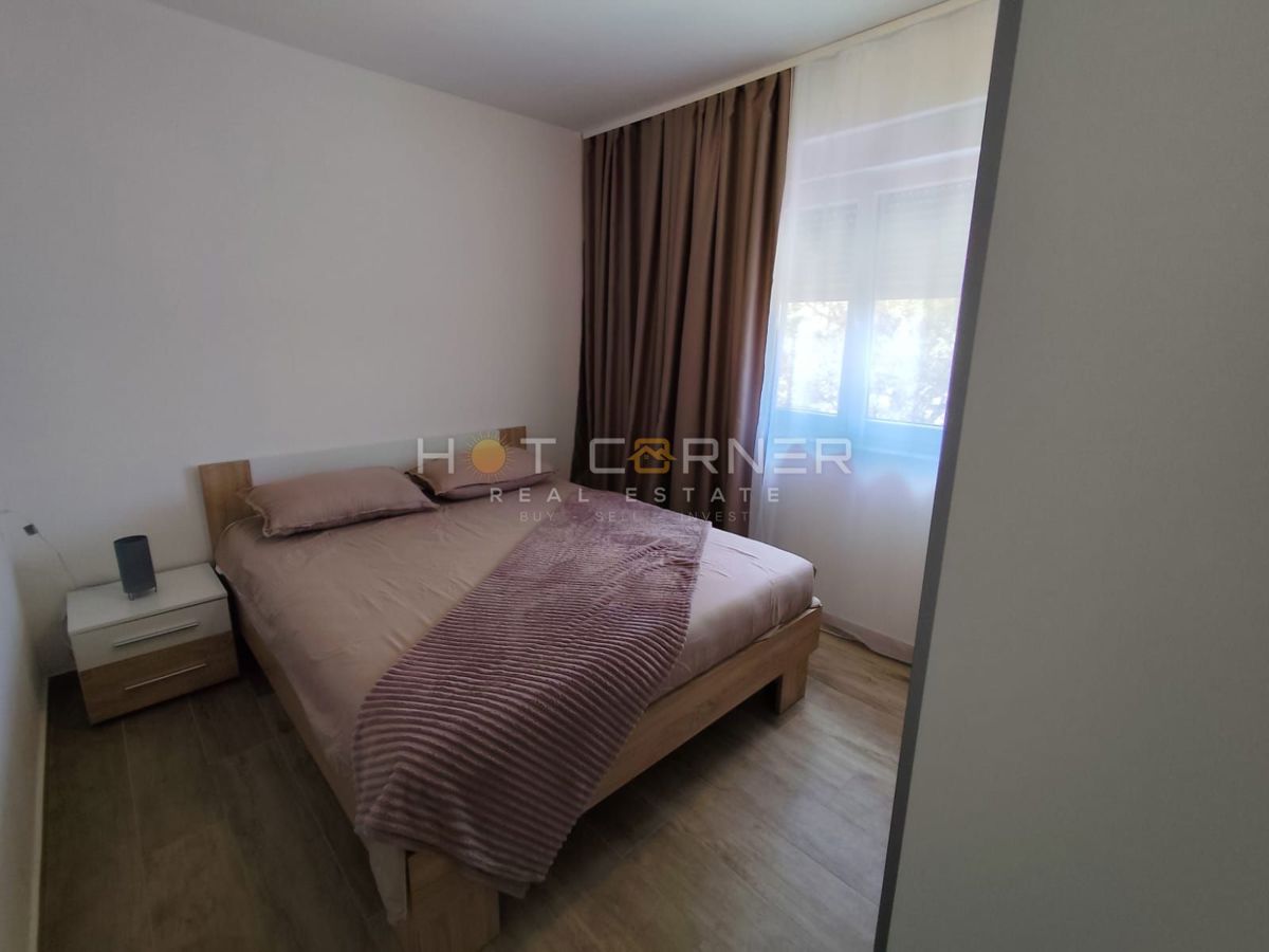 Valdebek, nov sodoben apartma, opremljeno, 1. nadstropje, 2 spalnici, UPORABNO DOVOLJENJE
